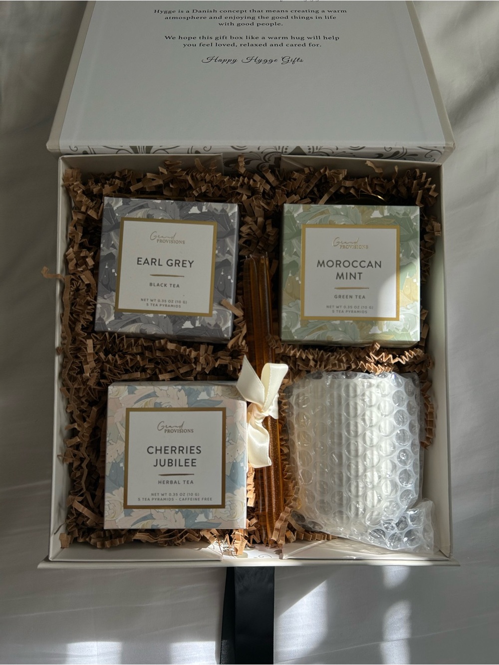 TEA SET + MUG + HONEY STICKS